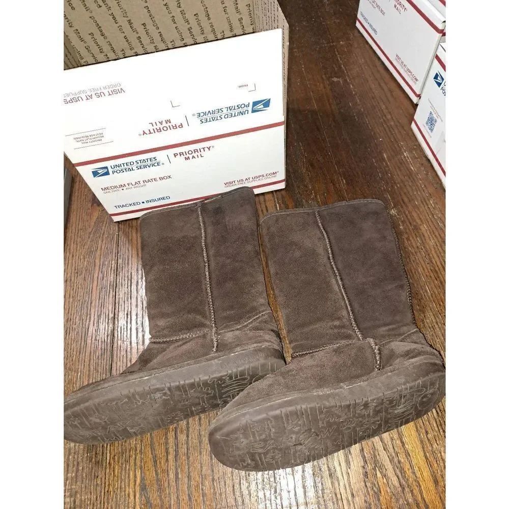 Size 7 Bearpaw 612W-Emma Tall Suede Sheepskin Lined Wool Boots